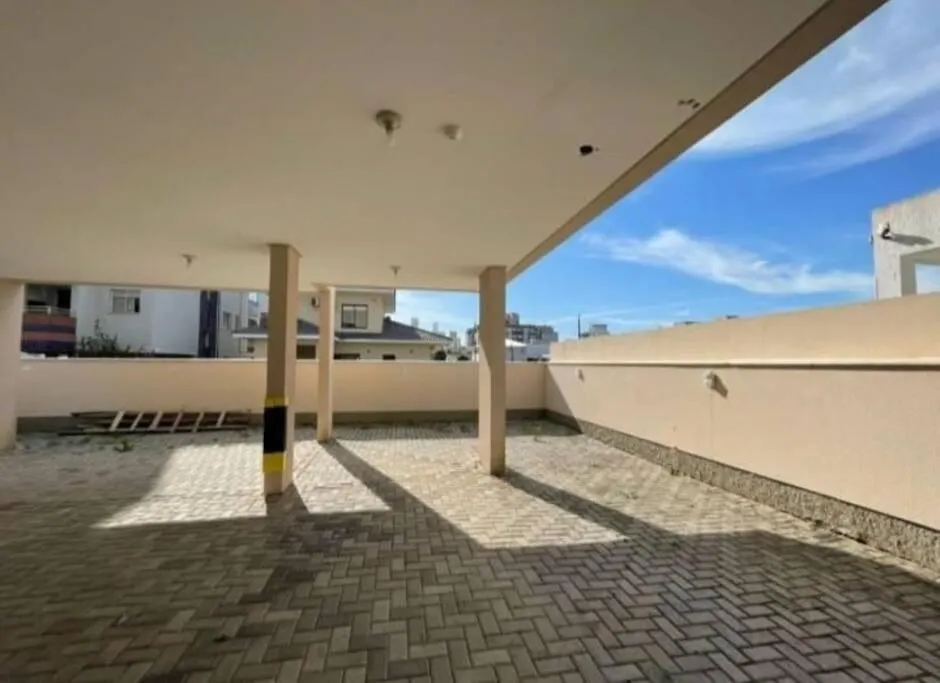 Ap Completo Na Praia De Palmas, Sc Governador Celso Ramos 0*,  Brazil